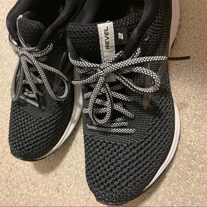 Brooks Revel 2 womens shoes